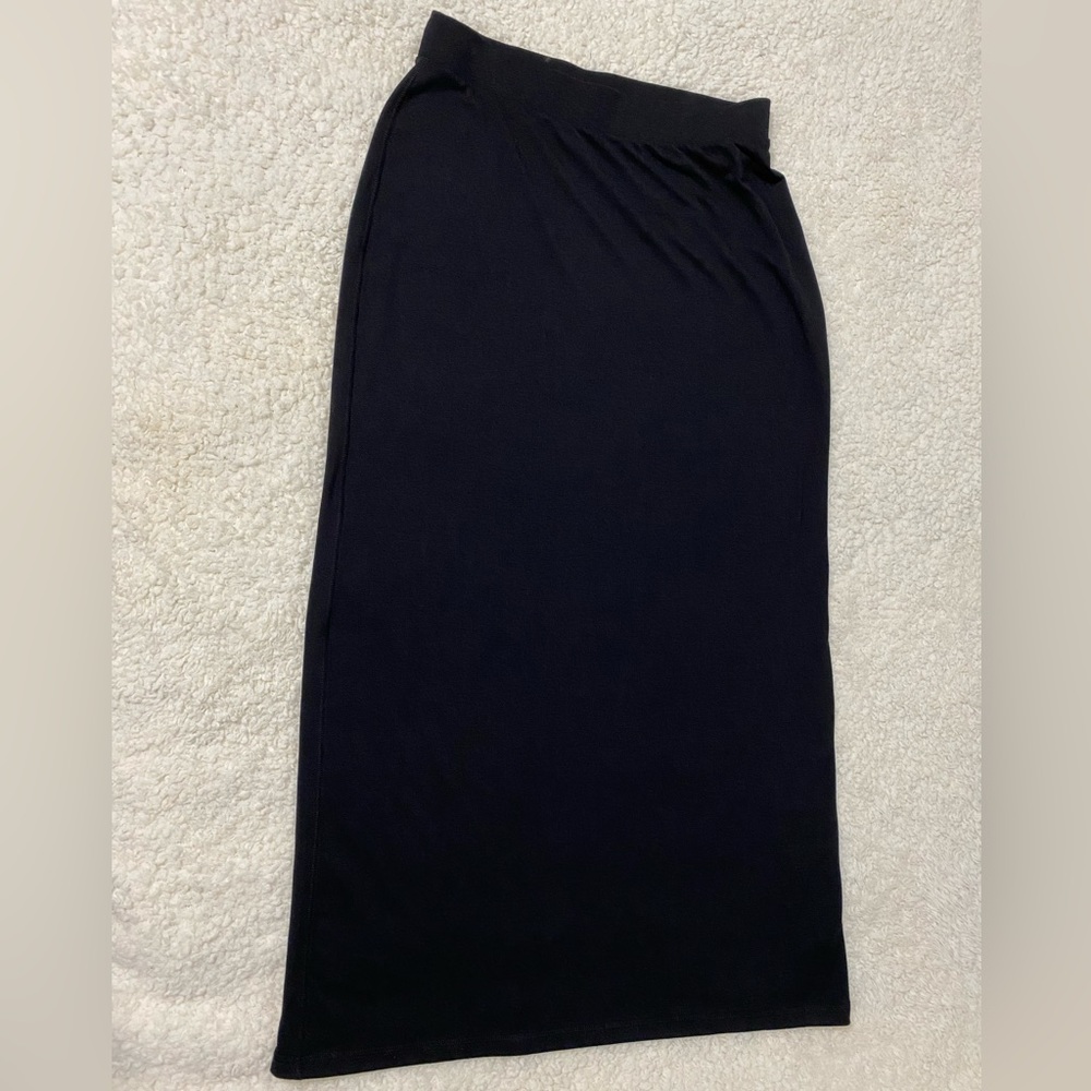 Old Navy long black skirt
